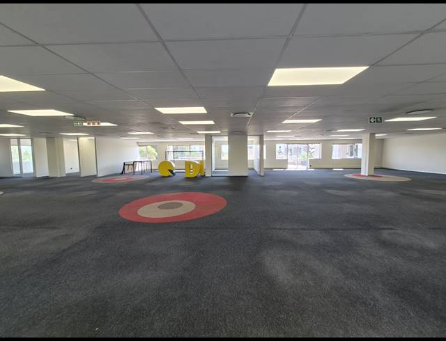 559M² OFFICE TO LET IN WOODMEAD